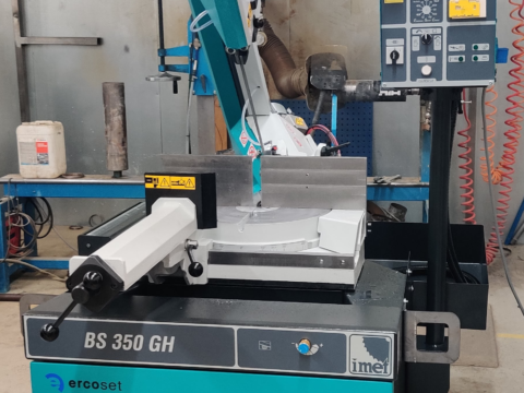 Puoliautomaattinen metallivannesaha Imet BS 350 GH.