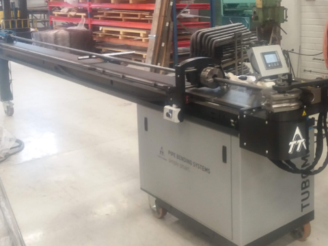 Tuurnallinen putkentaivutin PBS Tubomat.